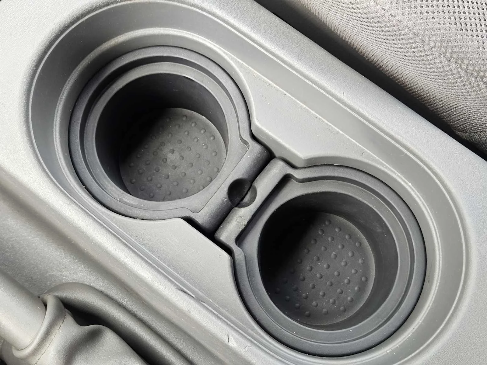 Used 2020 Glacier White Nissan S image 15
