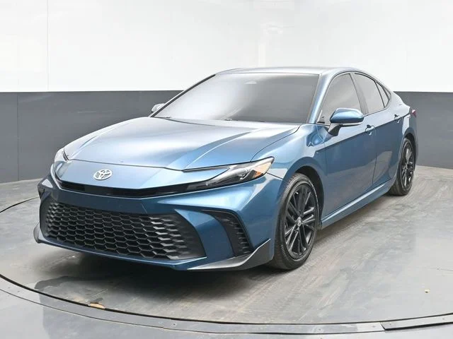 Used 2025 Ocean Toyota SE image 5