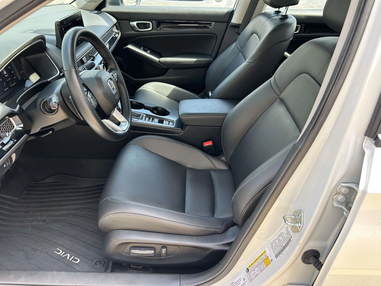 Used 2024 White Honda Touring CVT image 11