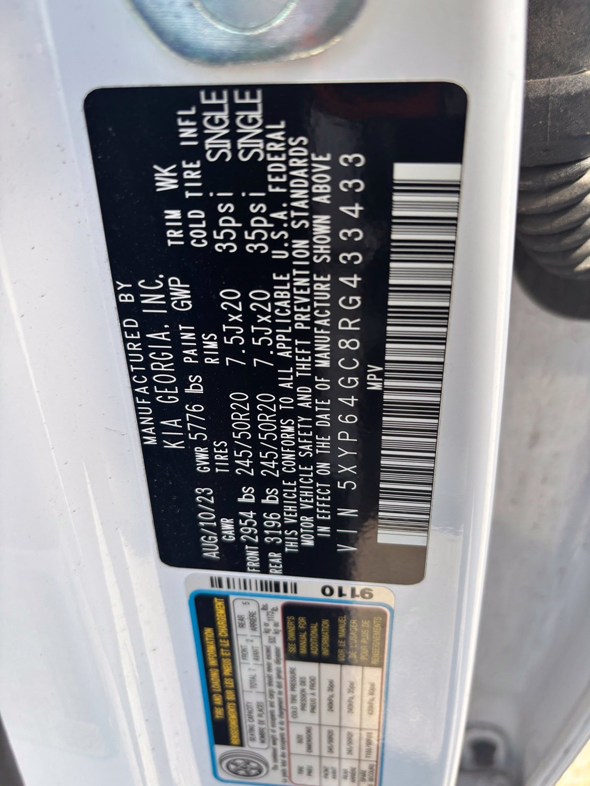 Used 2024 White Kia S image 14