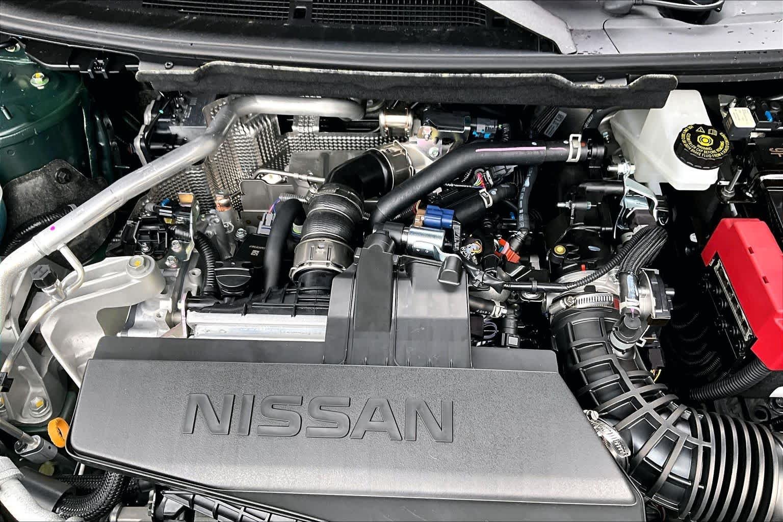 New 2026 Obsidian Green Nissan Platinum image 17