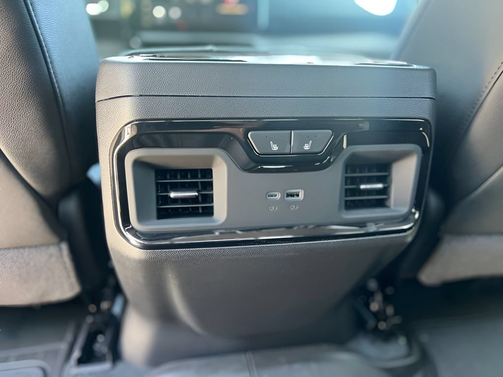 2026 GMC Sierra 1500 AT4 - Photo 11