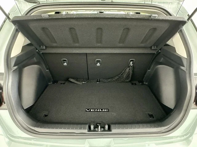 Certified Used 2025 Green Hyundai Limited image 26