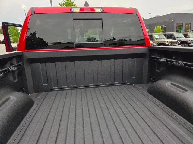 New 2026 Molten Red Pearl-Coat Exterior Paint RAM Laramie image 27