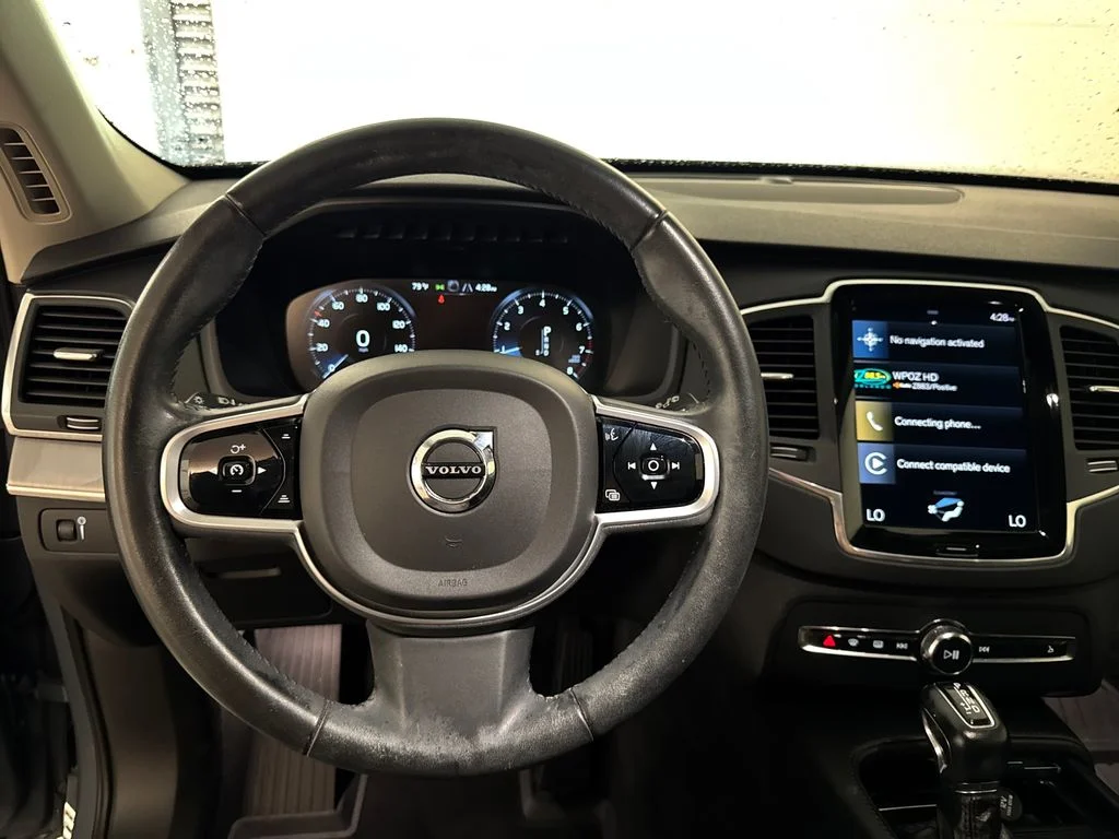 Certified Used 2021 Gray Volvo T5 Momentum image 5