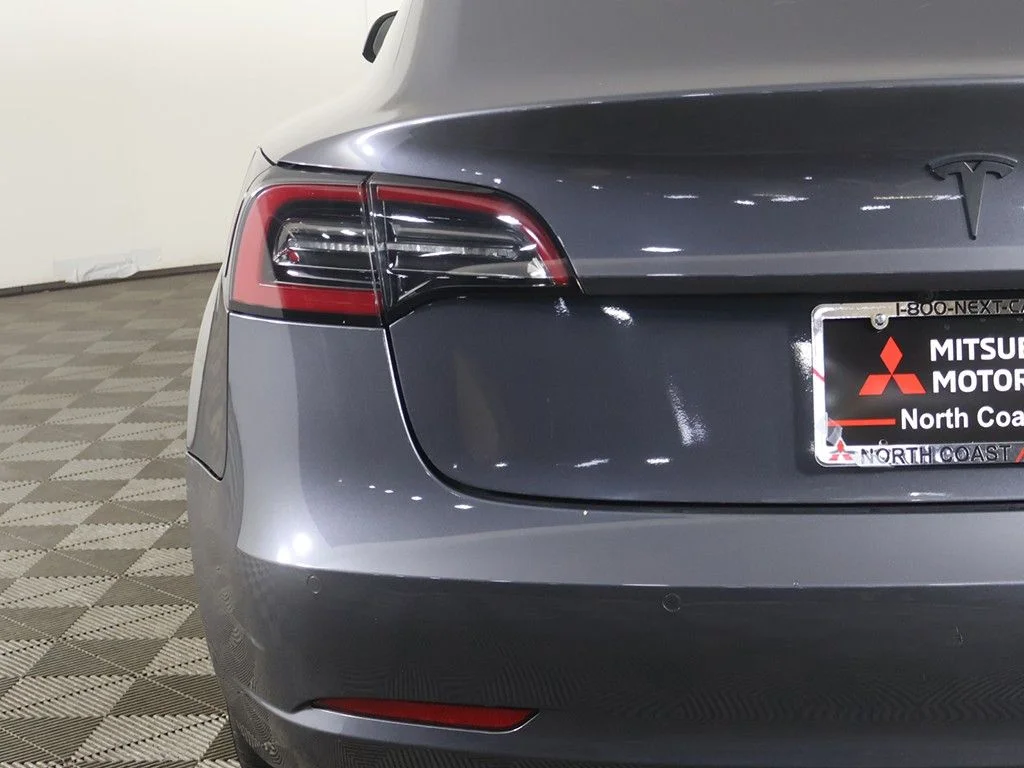 Used 2022 Silver Tesla Long Range image 18