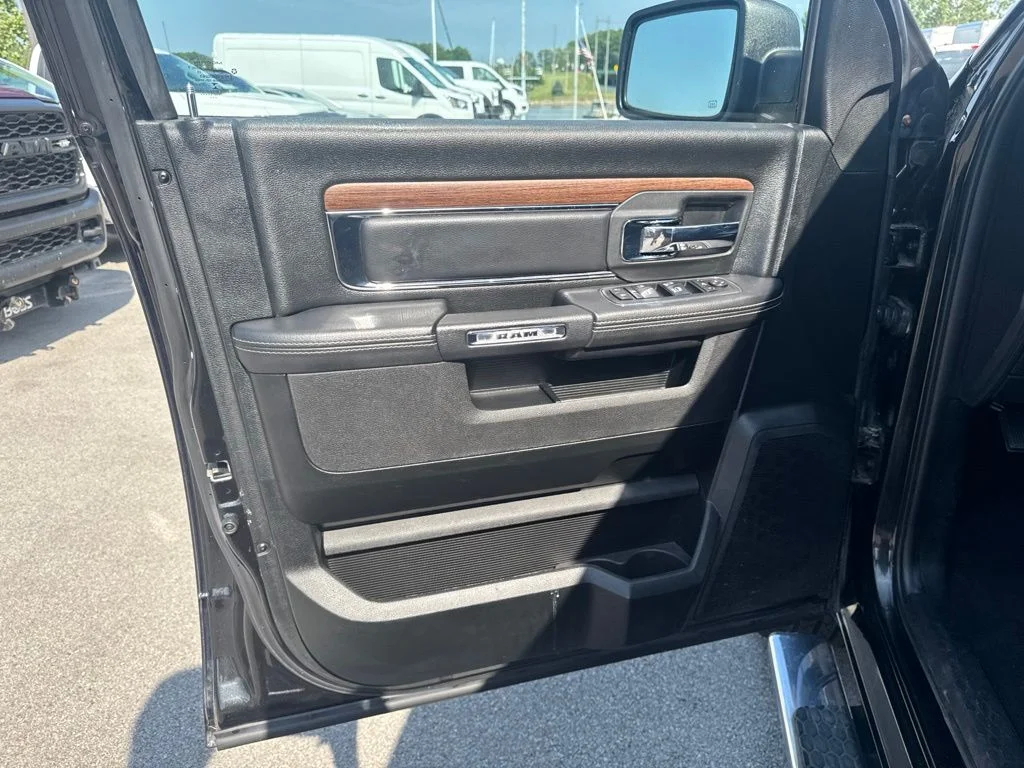 Certified Used 2018 Black Ram Laramie image 17
