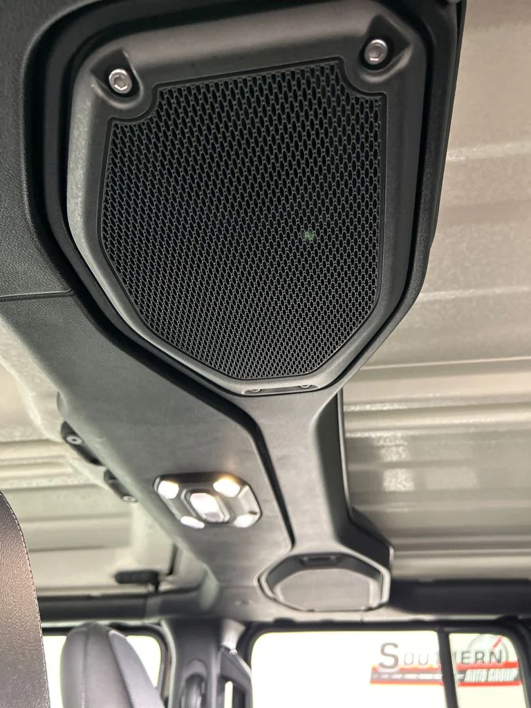 Used 2023 Black Jeep Overland image 21
