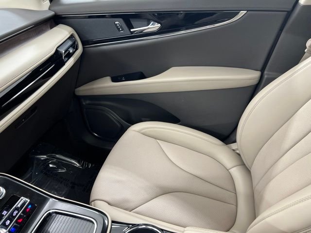 Used 2023 Beige Lincoln Reserve image 16