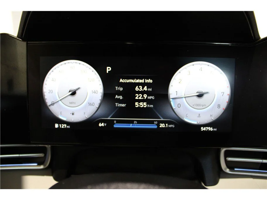 2023 Hyundai Elantra Limited - Photo 31
