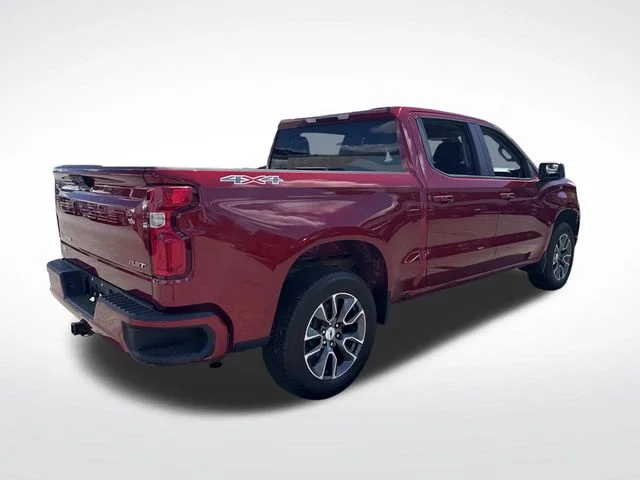 Used 2023 Red Chevrolet RST image 7