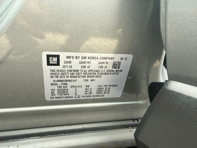 Used 2023 Gray Buick Preferred image 17