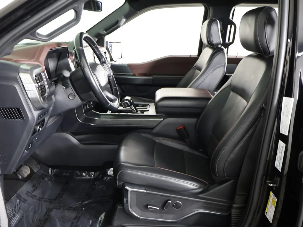 Used 2023 Agate Black Metallic Ford Lariat image 32