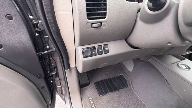 Used 2020 Gray Nissan SV image 30
