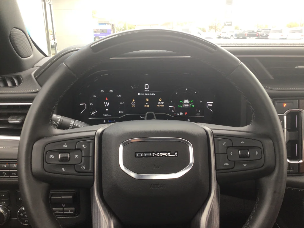 Used 2023 White Frost Tricoat GMC Denali Ultimate image 15