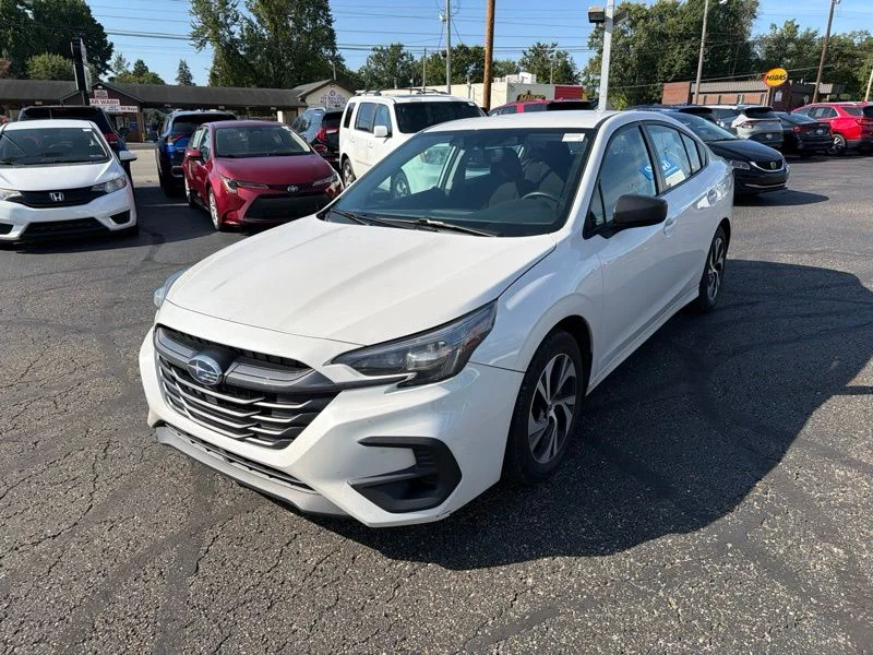 Used 2024 White Subaru Base image 3