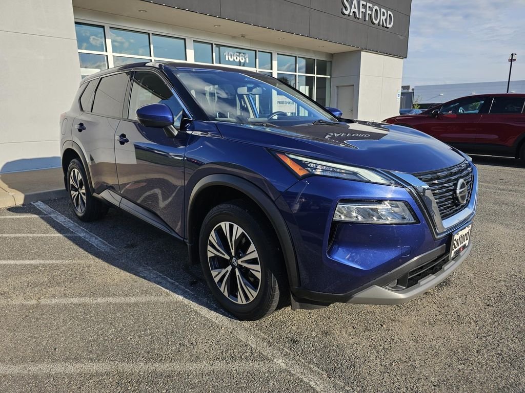 Used 2021 Blue Nissan SV image 8