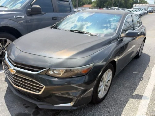 Used 2016 Gray Chevrolet LT image 3