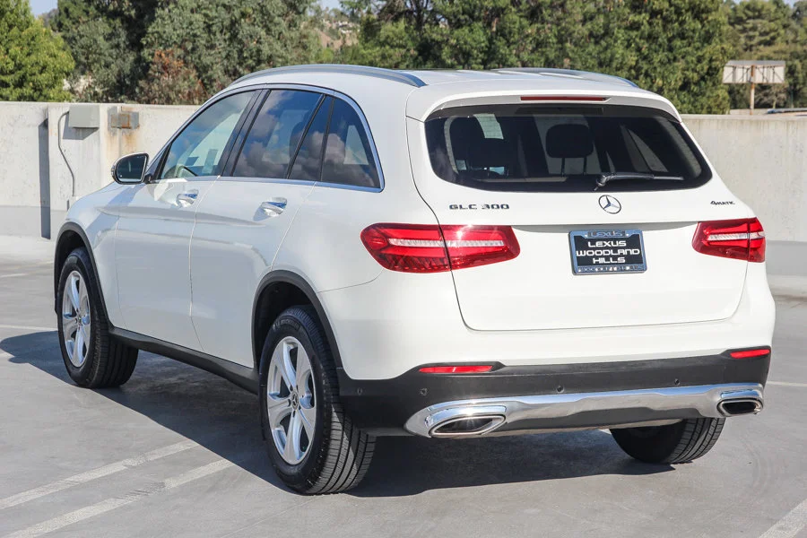 Used 2018 White Mercedes-Benz GLC 300 image 6