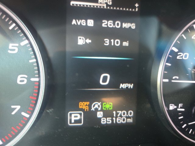 Used 2020  Subaru Limited image 9
