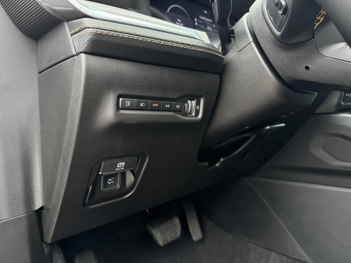 New 2026 White Jeep 85th Anniv image 14