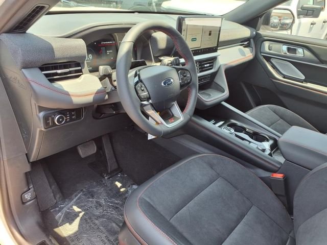 2025 Ford Explorer ST - Photo 10