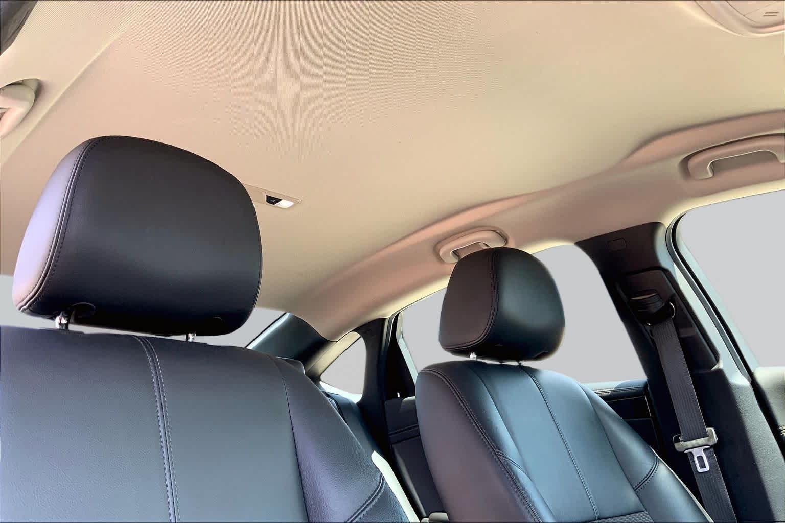 Used 2020 Silver Ice Metallic Chevrolet LT image 14