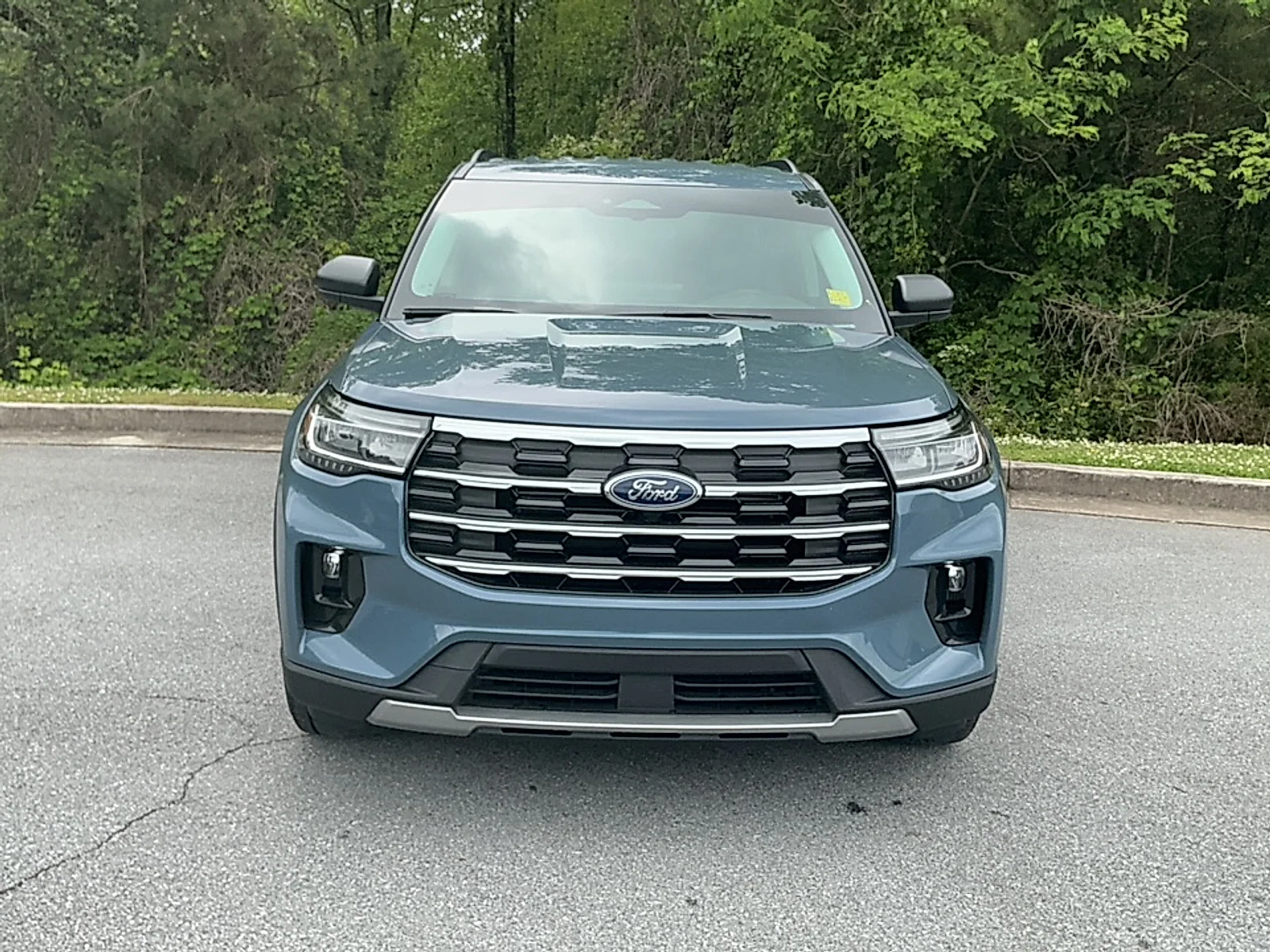 Used 2025 Vapor Blue Metallic Ford Active image 17