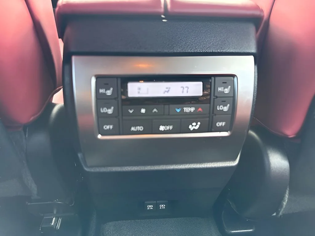 Used 2022 Black Lexus 460 image 8