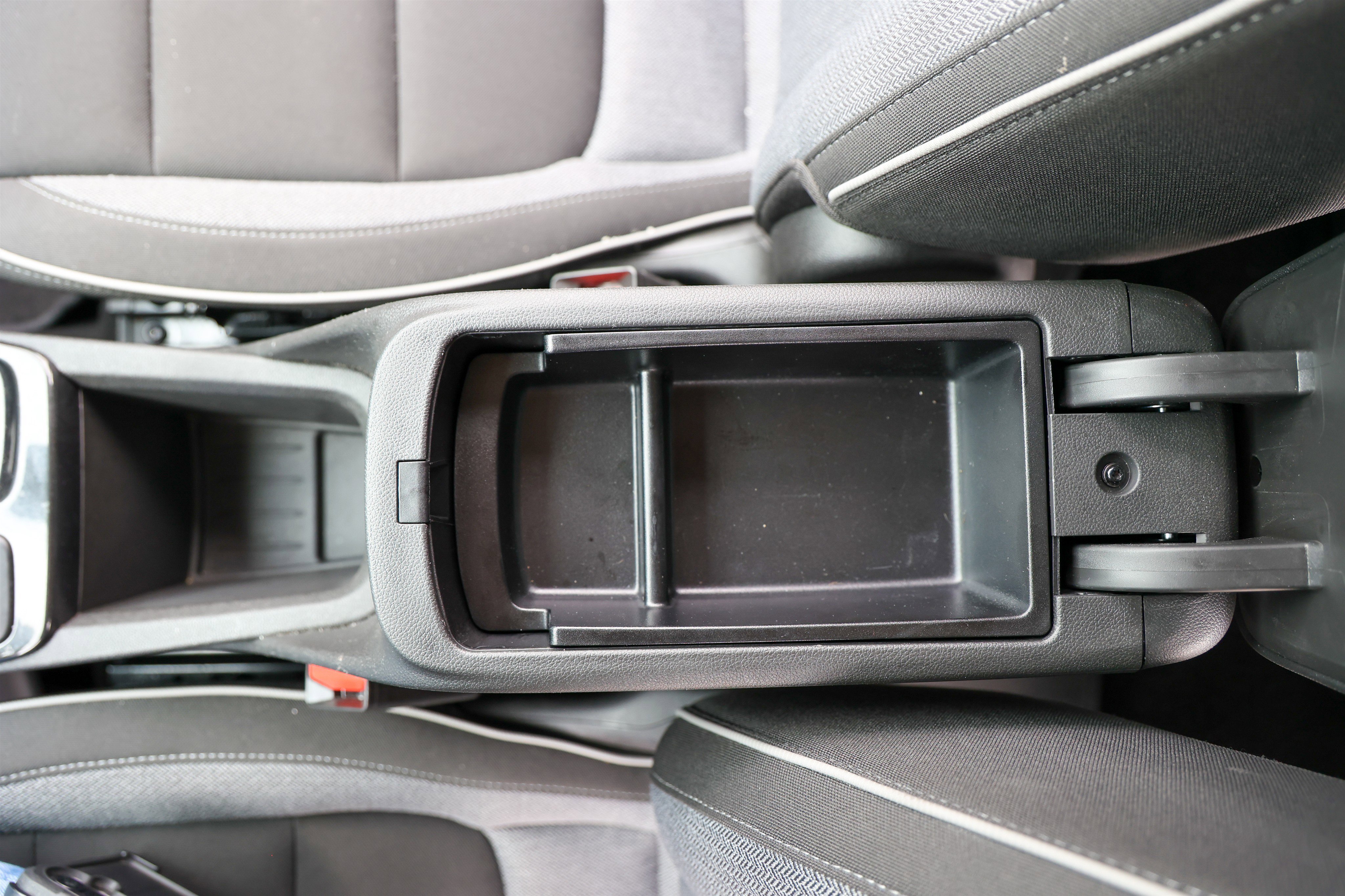 Used 2025 Sterling Gray Metallic Chevrolet LT image 25