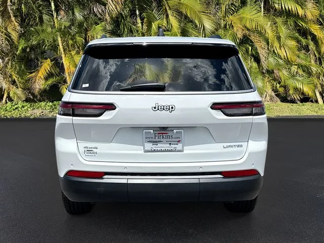 New 2026 Bright White Clear-Coat Exterior Paint Jeep Limited image 5