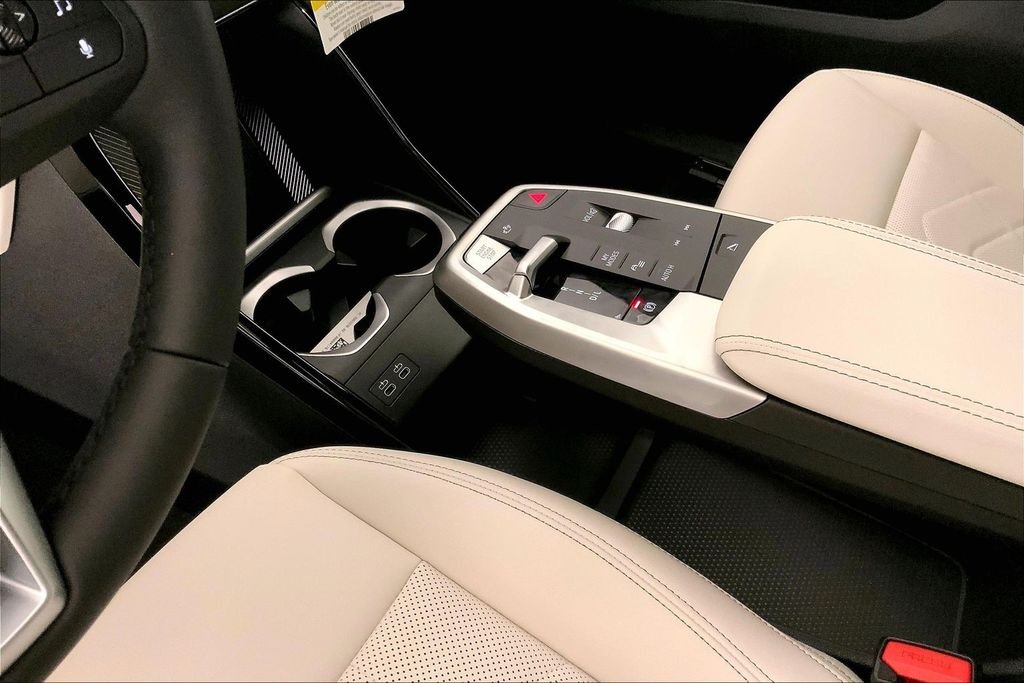 New 2027 Alpine White BMW xDrive28i image 6