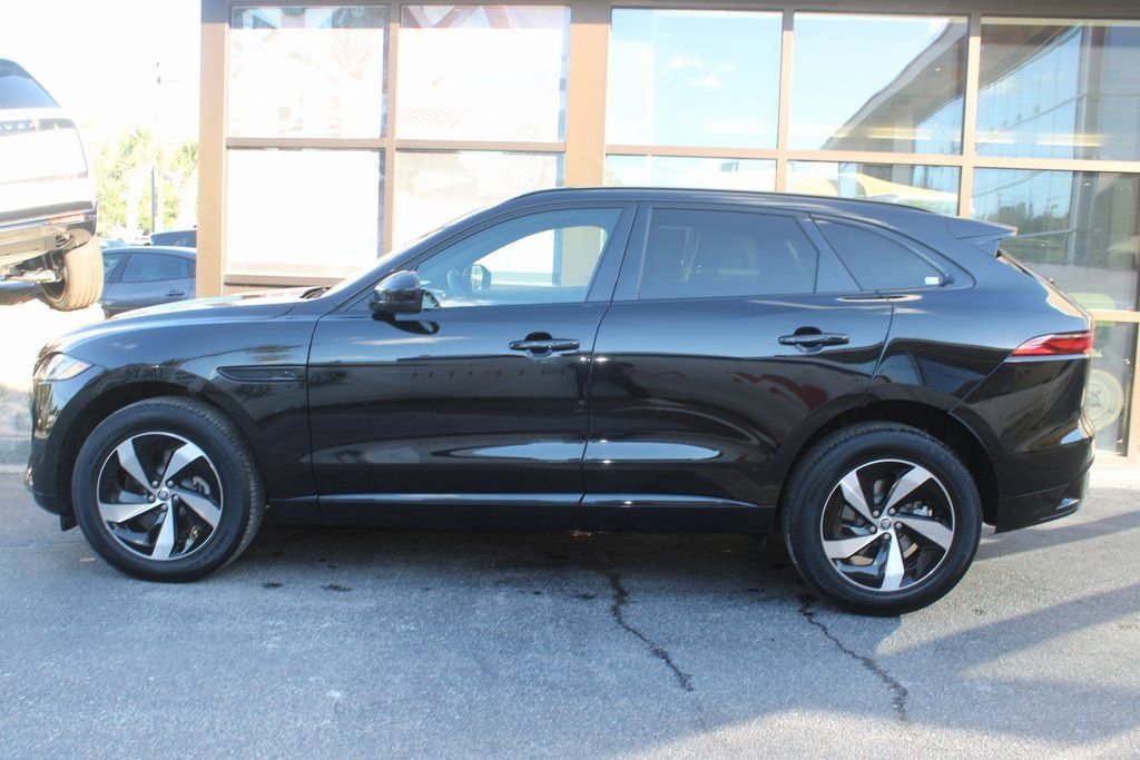Used 2024 Santorini Black Metallic Jaguar P400 R-Dynamic S image 8