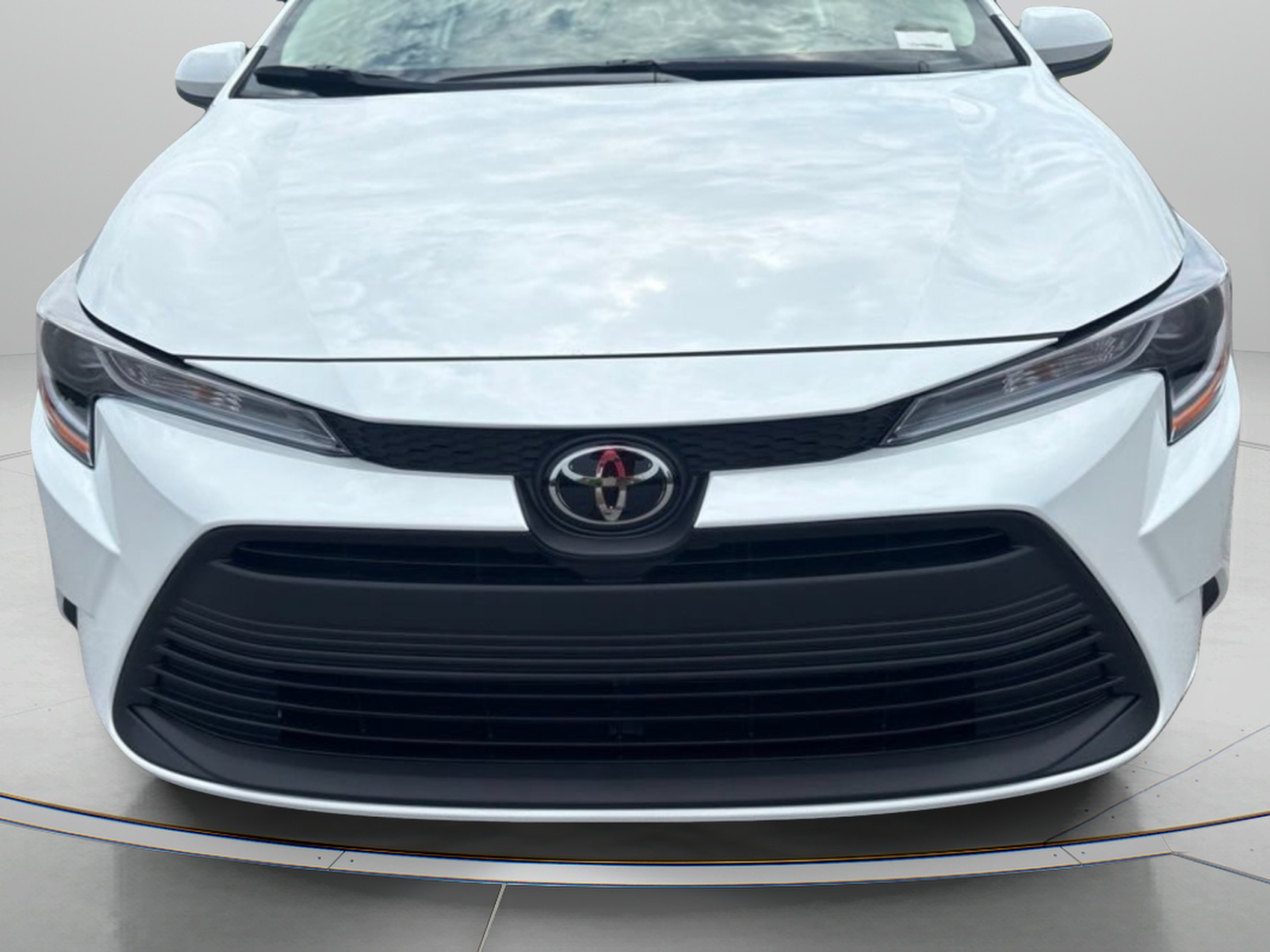 New 2026 Wind Chill Pearl Toyota LE image 3