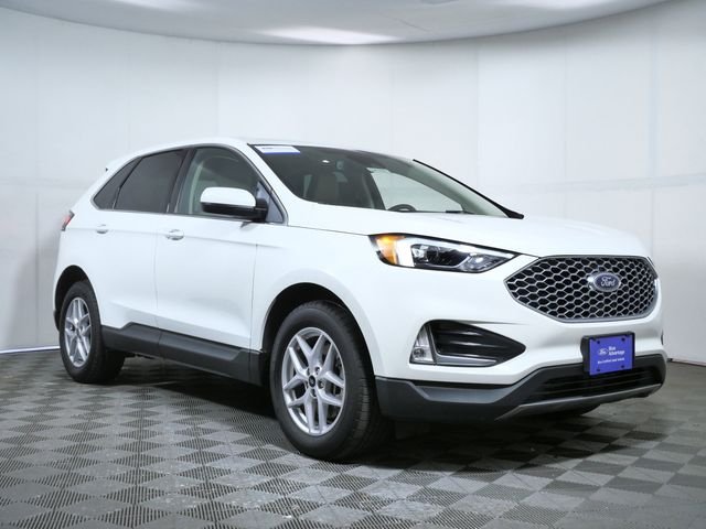 2024 Ford Edge SEL AWD's photo