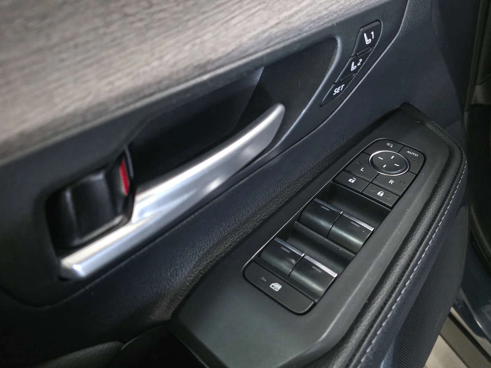 Used 2024 White Toyota Limited image 19