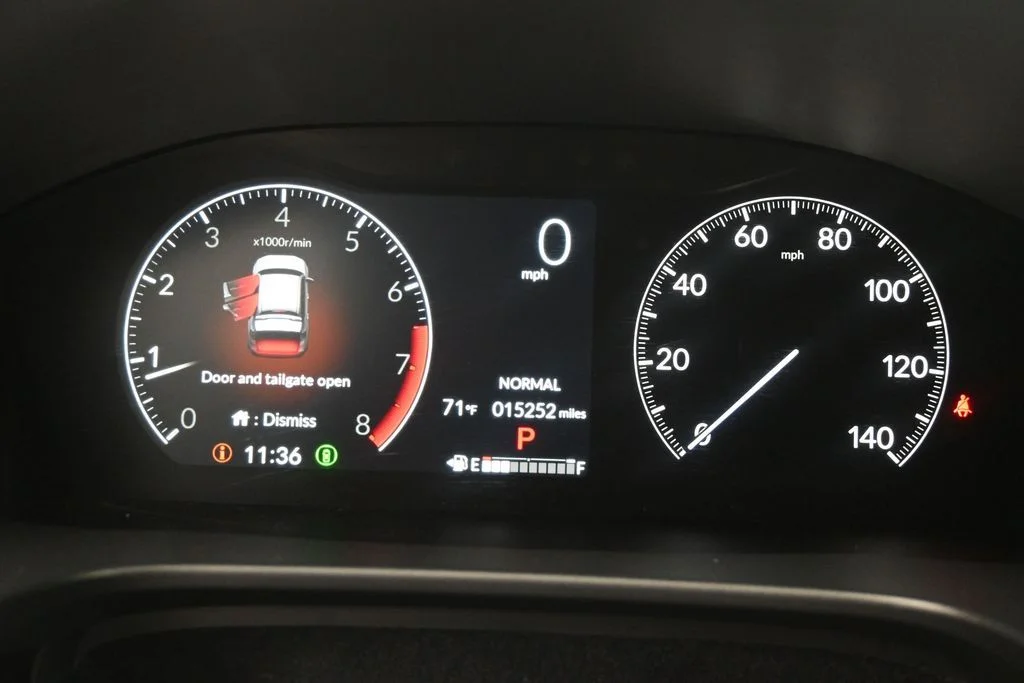 Certified Used 2025 Urban Gray Pearl Honda EX-L image 13