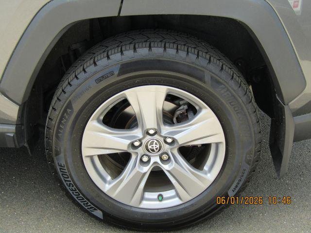 Certified Used 2023 MAGNETIC GRAY MET. Toyota  image 9