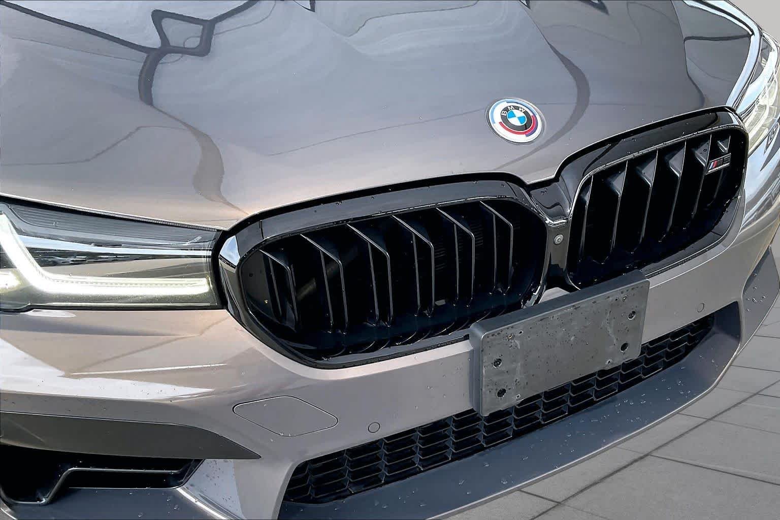 Used 2023 Alvite Grey Metallic BMW  image 30