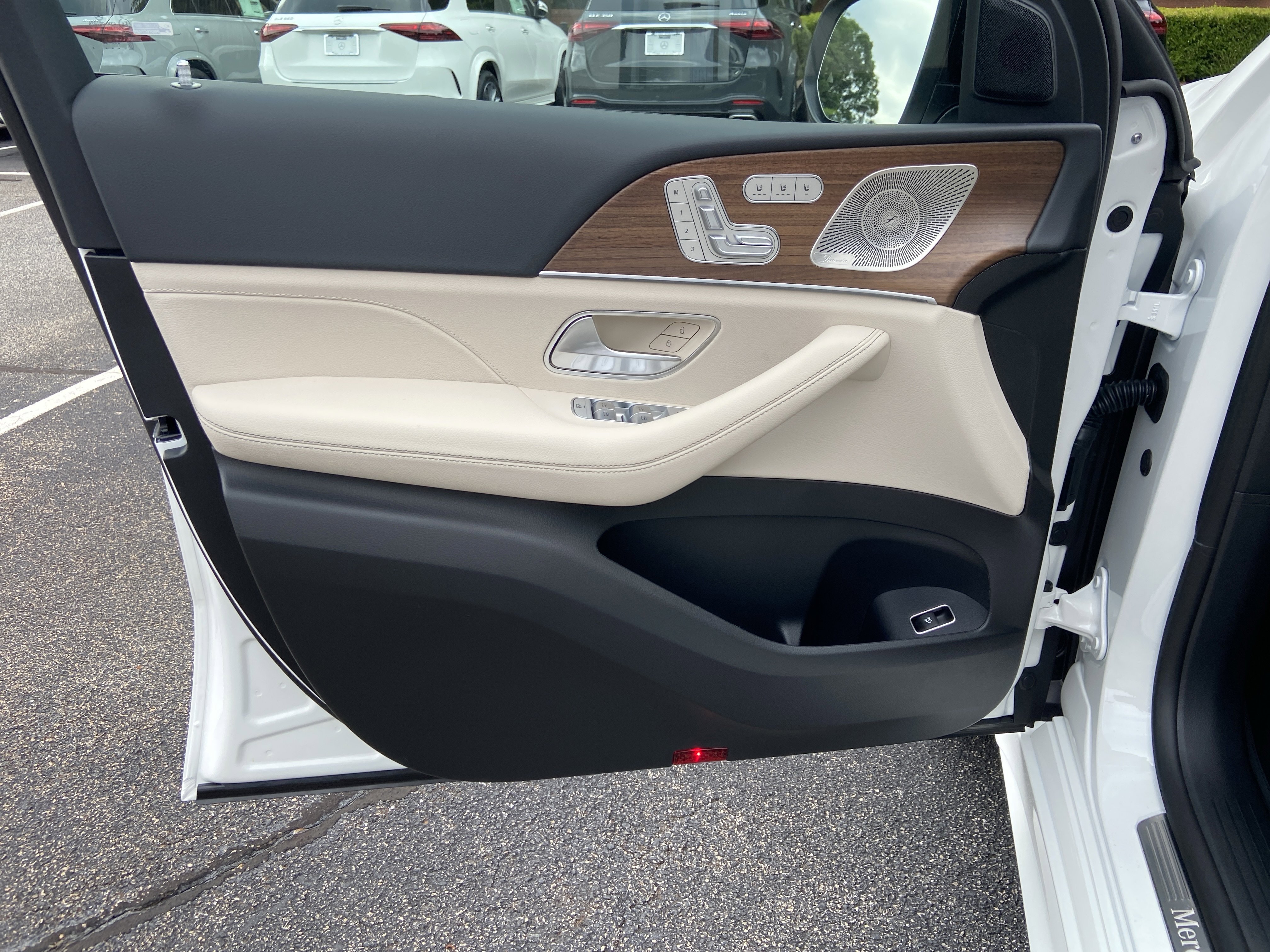 New 2026 Polar White Mercedes-Benz GLE 450 4MATIC® Coupe image 15