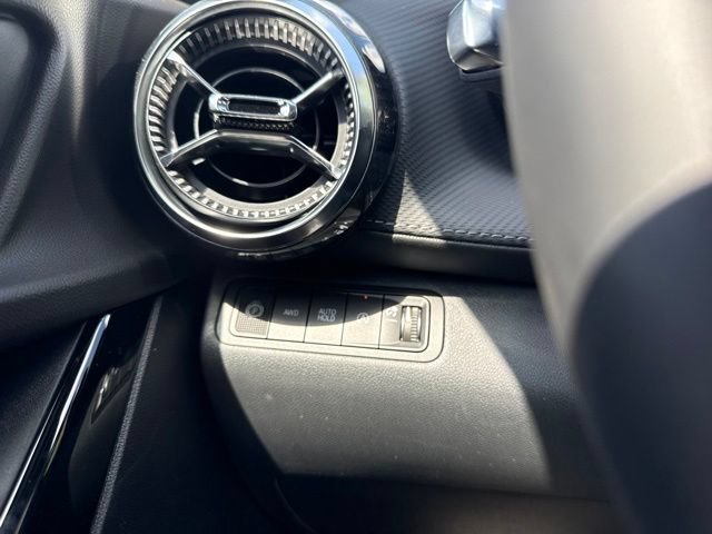 2027 Chevrolet Equinox LT - Photo 18