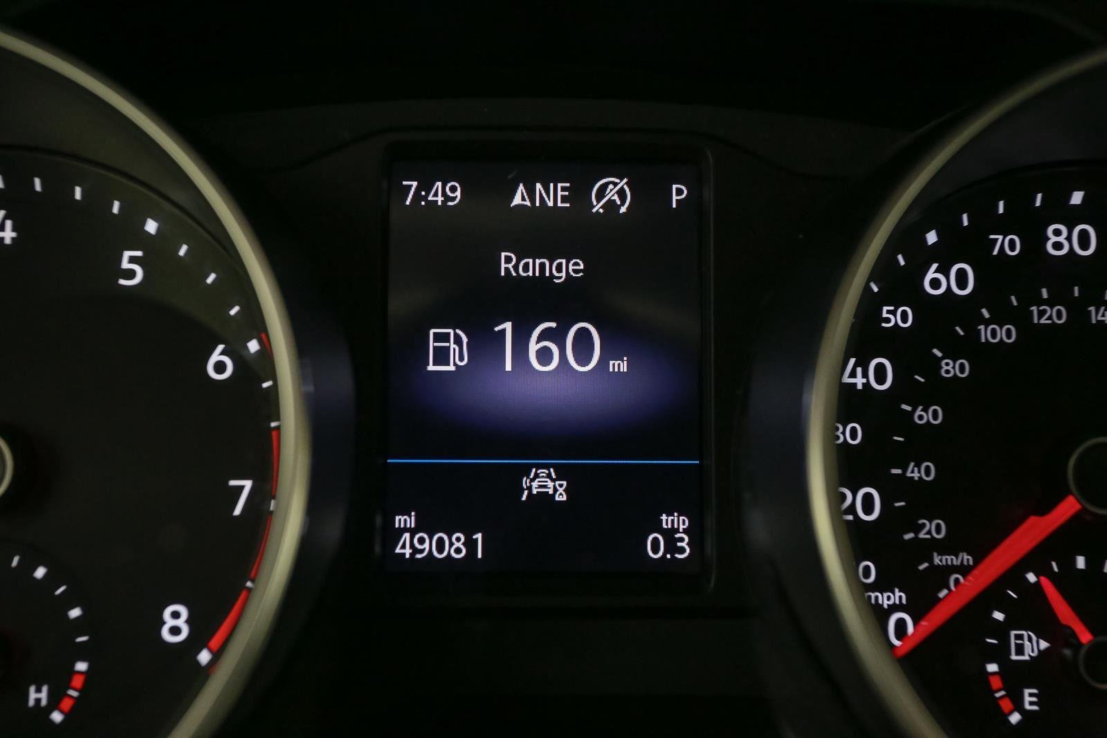 Used 2021 Platinum Gray Metallic Volkswagen SE image 38