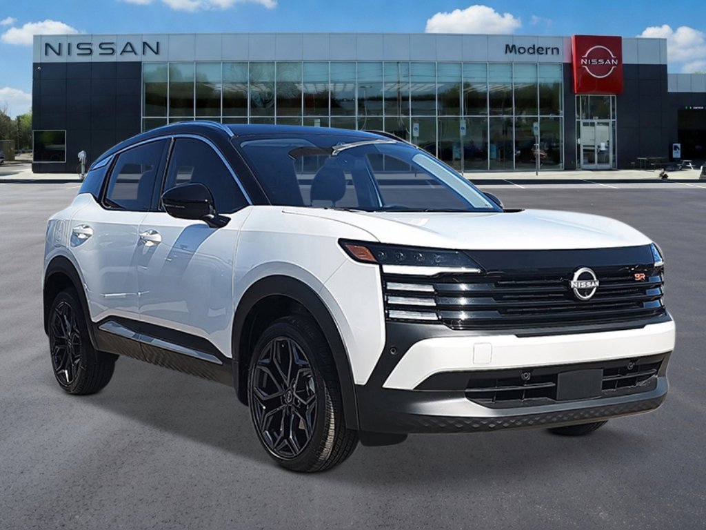 New 2026 Aspen White Tricoat/Super Black Nissan SR image 5