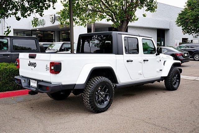 New 2025 Bright White Clear-Coat Exterior Paint Jeep Willys image 10