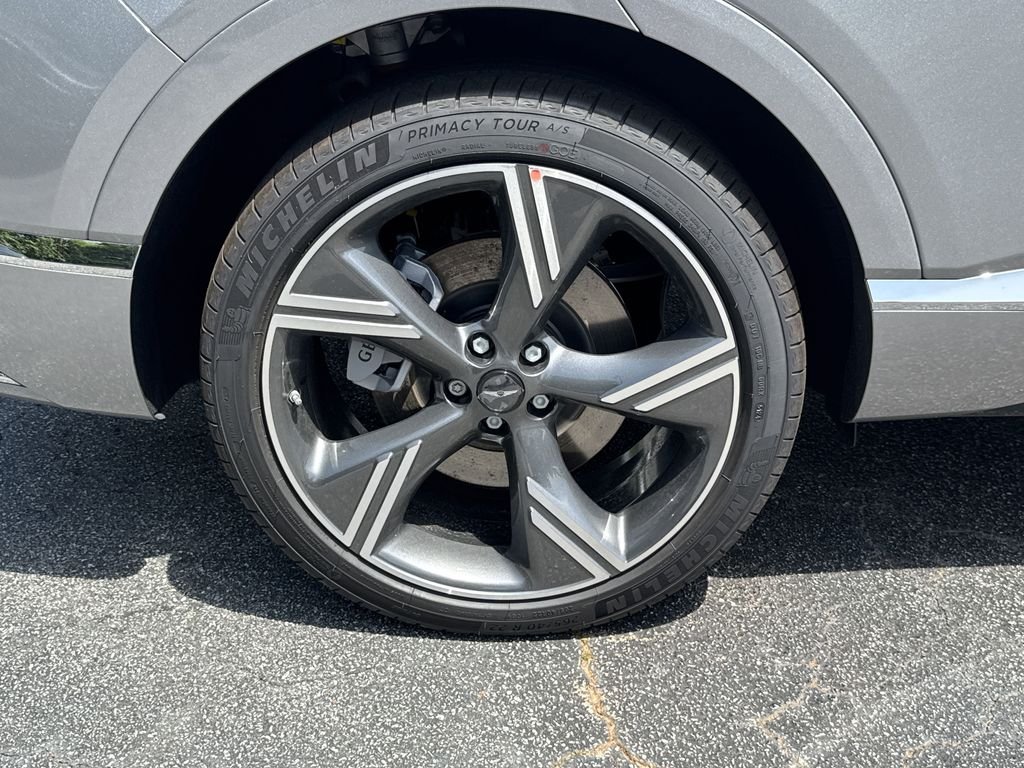 New 2025 Silver Genesis 3.5T Prestige image 17