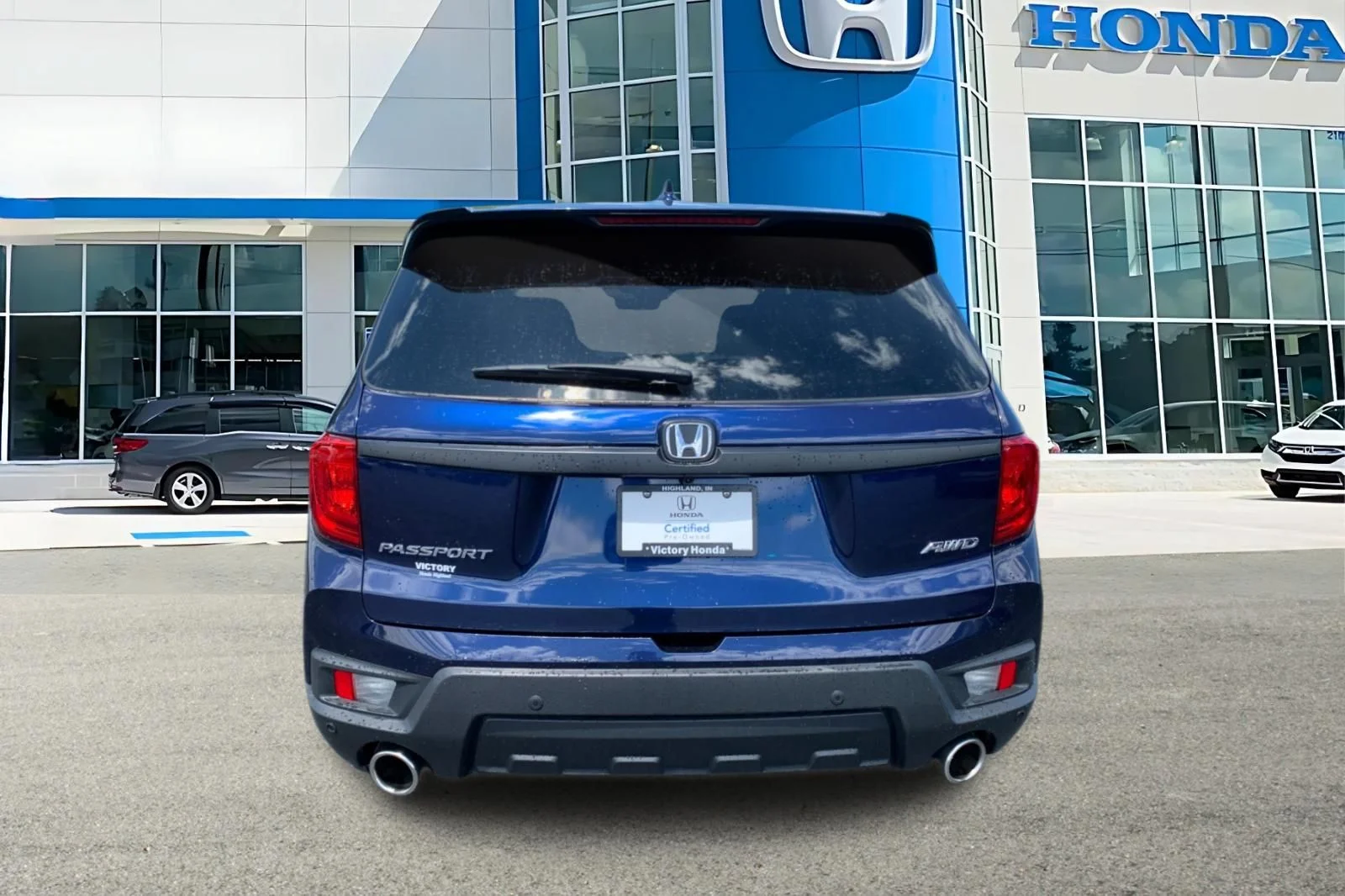 Certified Used 2023 Blue Honda EX-L image 4