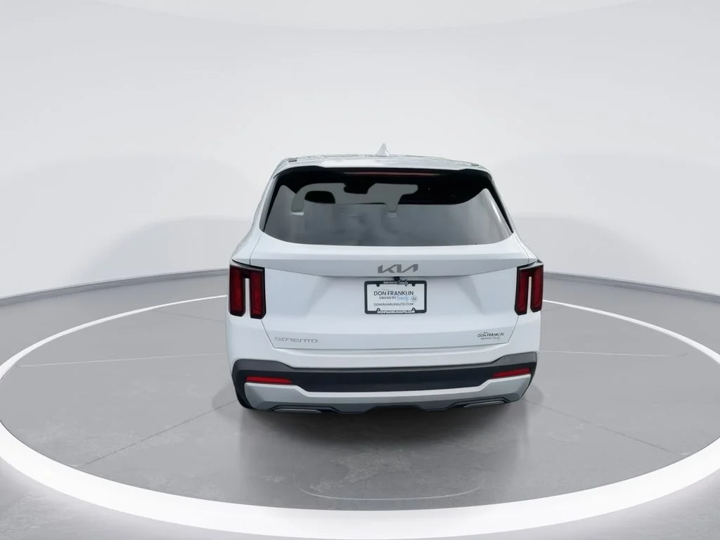 Used 2024 White Kia LX image 8