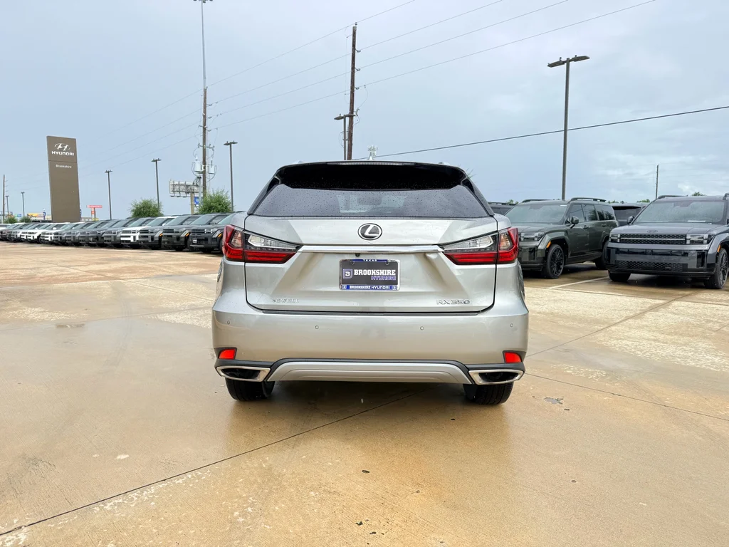 Used 2022 Atomic Silver Lexus  image 7