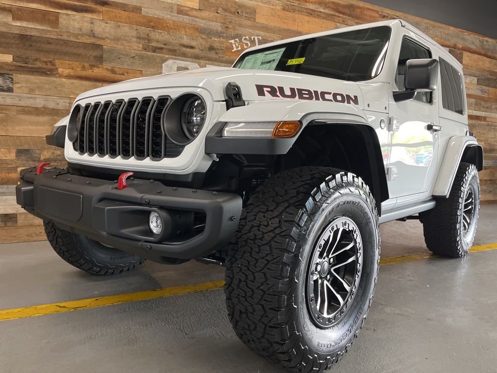 New 2026 Bright White Clear-Coat Exterior Paint Jeep Rubicon X image 15