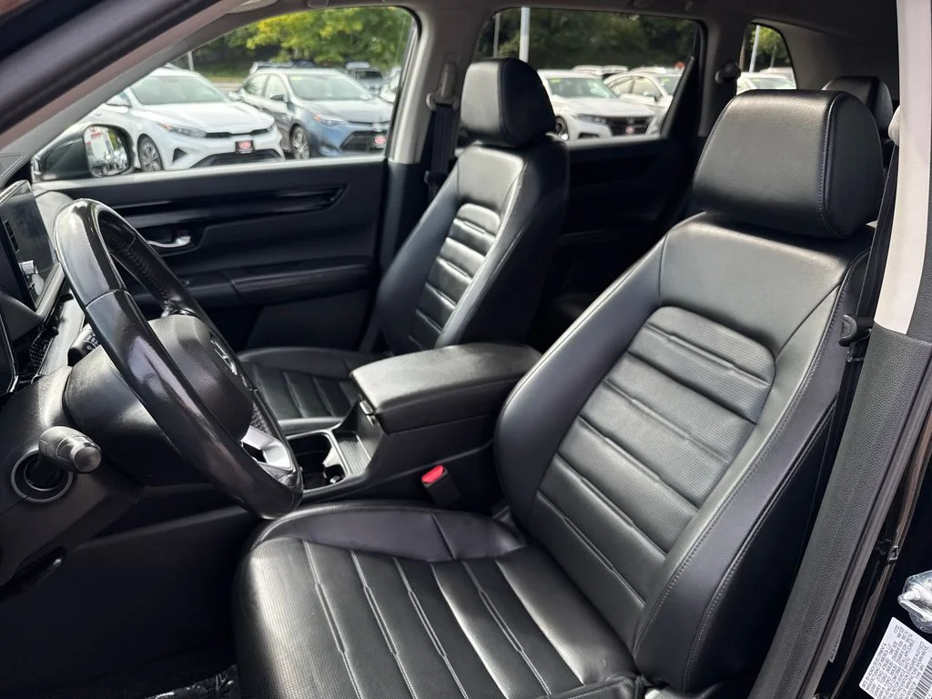 Used 2023 Black Honda EX-L image 16